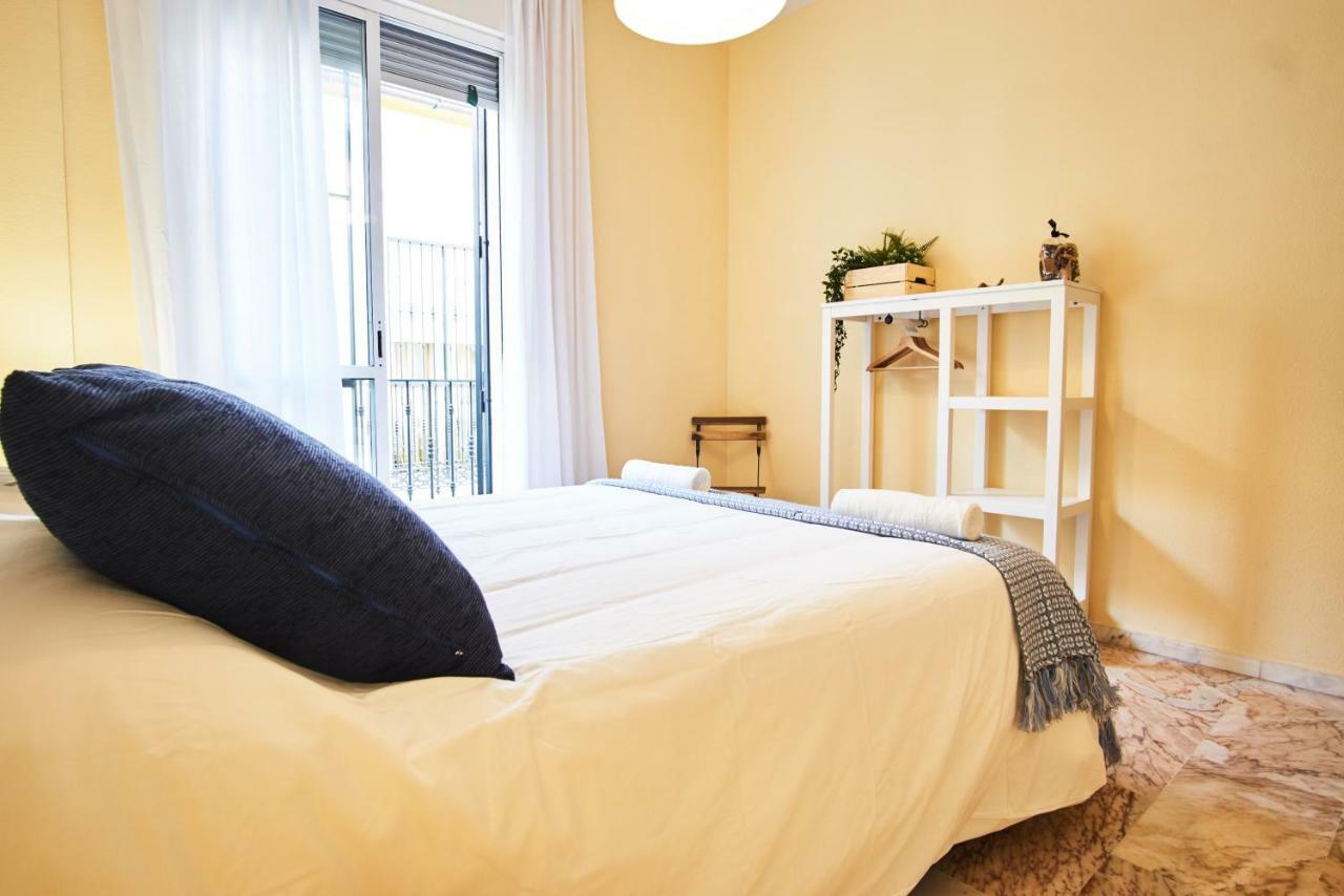 Escoberos Courtyard Duplex By Valcambre Apartment Seville Luaran gambar