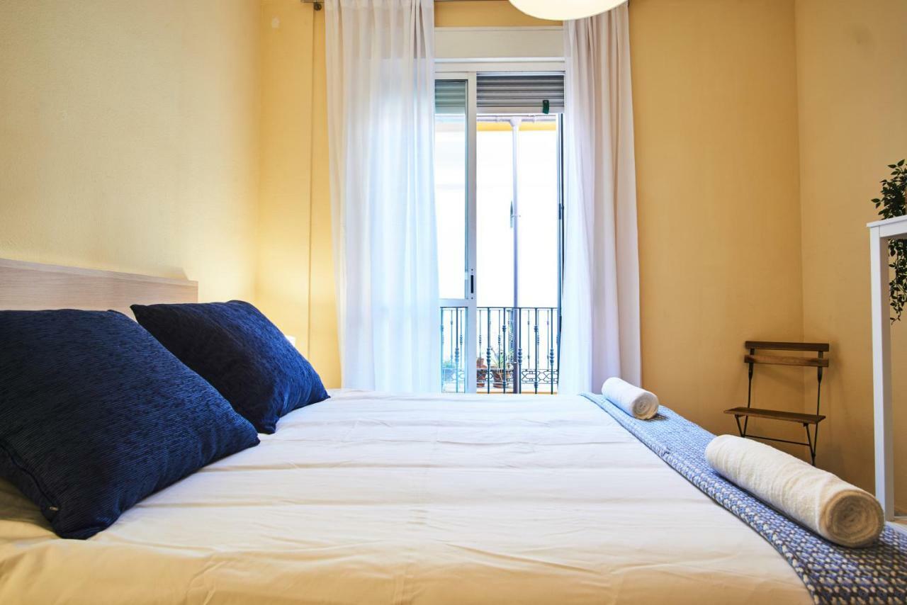 Escoberos Courtyard Duplex By Valcambre Apartment Seville Luaran gambar