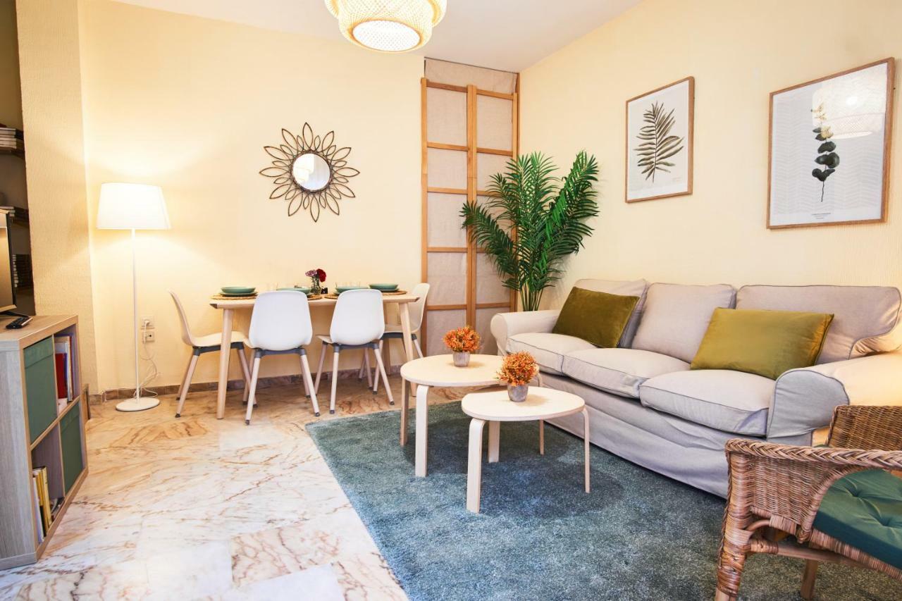 Escoberos Courtyard Duplex By Valcambre Apartment Seville Luaran gambar