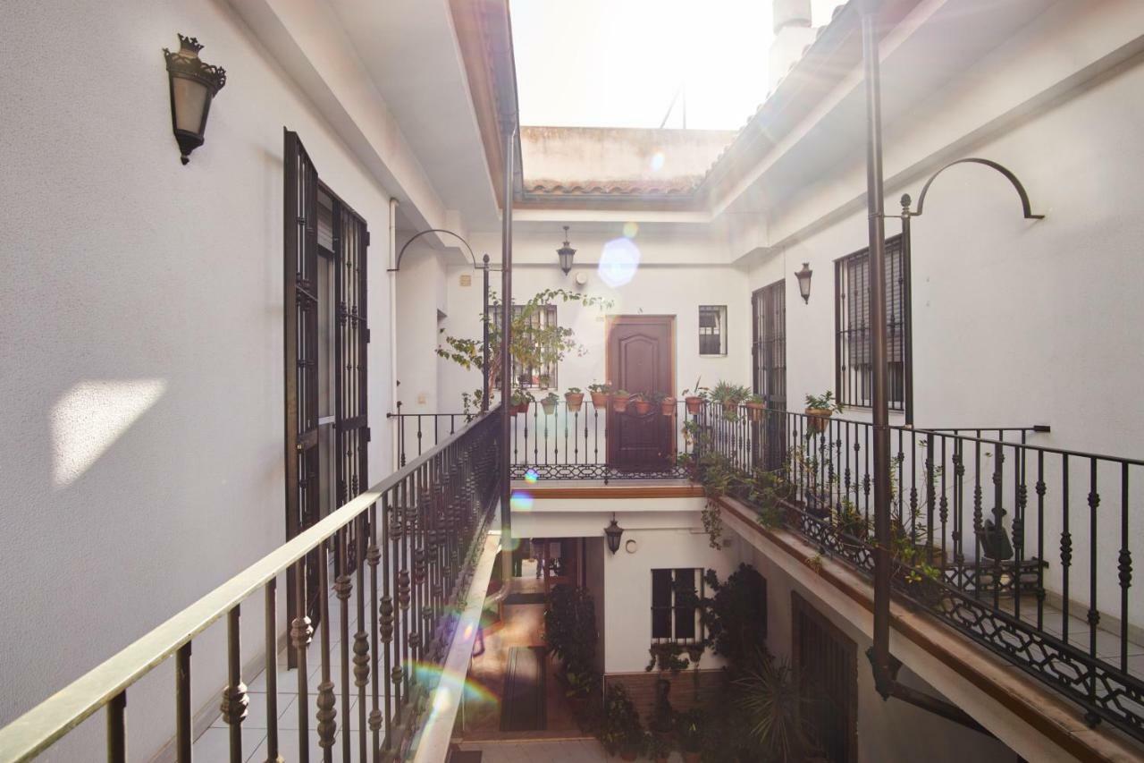 Escoberos Courtyard Duplex By Valcambre Apartment Seville Luaran gambar